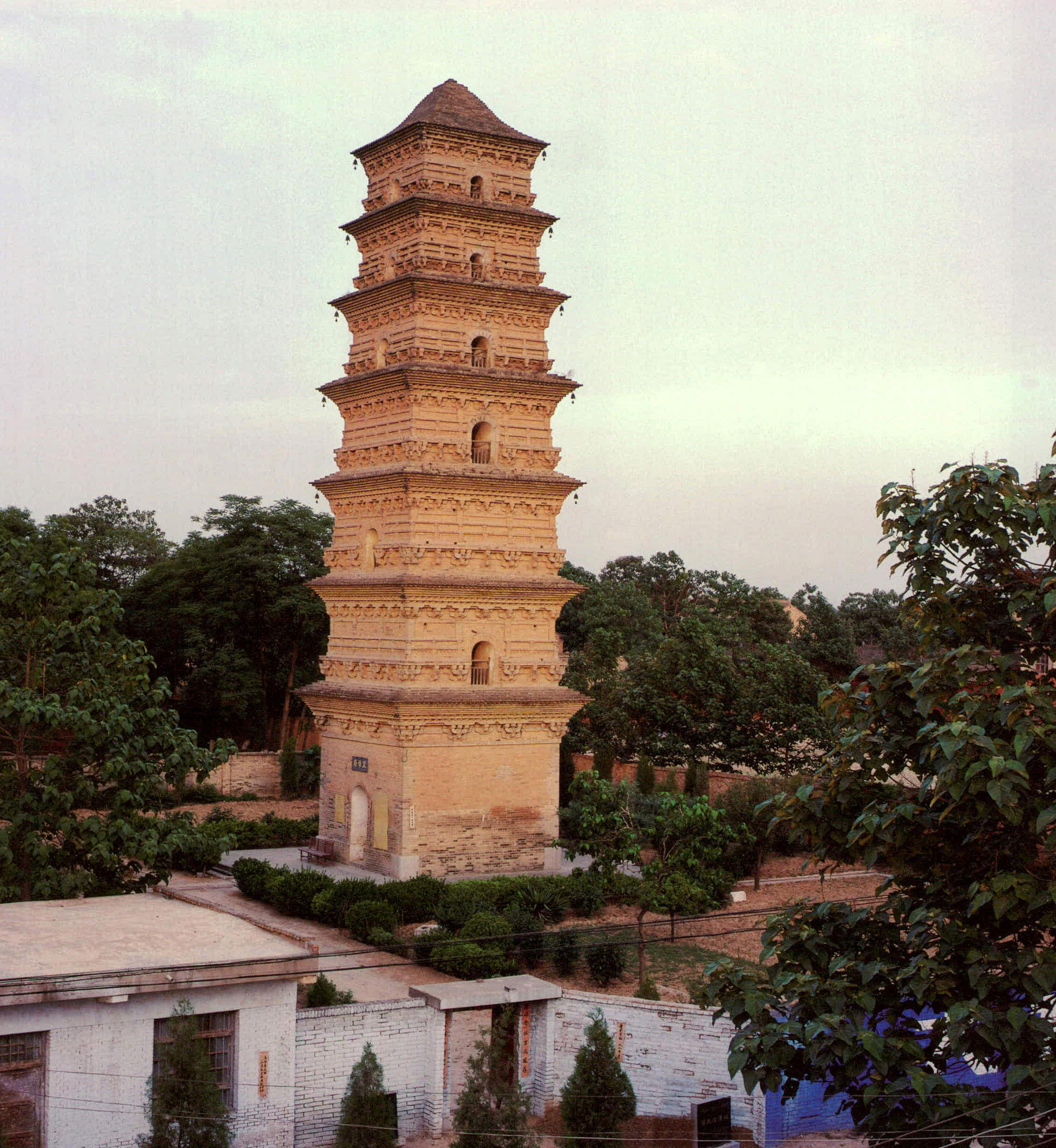 香穂寺塔